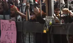 जेएनयू में ‘लांग मार्च’ निकालने को लेकर हंगामा: छात्रों और पुलिस में झड़प, 25 से अधिक हिरासत में