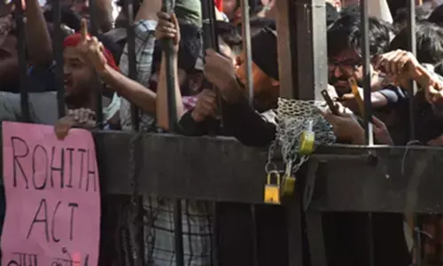 जेएनयू में ‘लांग मार्च’ निकालने को लेकर हंगामा: छात्रों और पुलिस में झड़प, 25 से अधिक हिरासत में