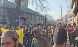 खामेनेई की मौत पर कश्मीर में विरोध प्रदर्शन तेज, दो दिन तक स्कूल-कॉलेज बंद