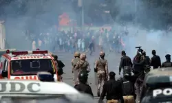 रद्द कर देने चाहिए पाकिस्तानियों के सभी वीजा, अमेरिकी दूतावास परिसर में हुए प्रदर्शन के बाद उठी मांग