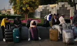 ईरान युद्ध का भारत पर सीधा असर, सैकड़ों फ्लाइट्स रद्द और नागरिक फंसे