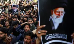 अमेरिका और ईरान युद्ध के बीच भारत में अलर्ट, हिंसा की आशंका; चौकसी बढ़ाई गई अमेरिका और ईरान युद्ध के बीच भारत में अलर्ट, हिंसा की आशंका; चौकसी बढ़ाई गई