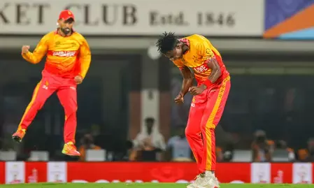 टी20 वर्ल्ड कप: ट्रैवल में रुकावट, जिम्बाब्वे क्रिकेट टीम की भारत से वापसी में देरी टी20 वर्ल्ड कप: ट्रैवल में रुकावट, जिम्बाब्वे क्रिकेट टीम की भारत से वापसी में देरी