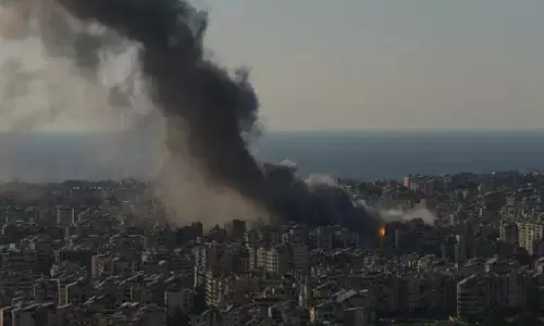 ईरान के भीषण पलटवार से सुलग रहा मिडिल ईस्ट, अमेरिका ने अपने नागरिकों को 12 से ज्यादा देश छोड़ने का दिया निर्देश