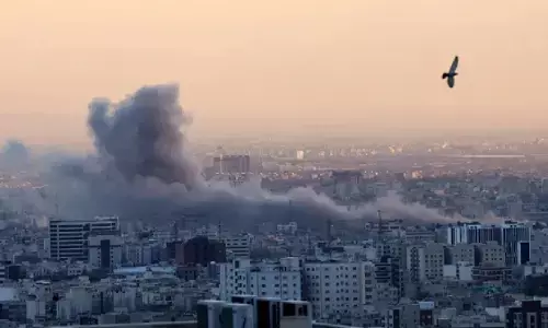 पश्चिम एशिया संकट के बीच MEA का बड़ा कदम, भारतीयों की मदद के लिए बनाया कंट्रोल रूम पश्चिम एशिया संकट के बीच MEA का बड़ा कदम, भारतीयों की मदद के लिए बनाया कंट्रोल रूम