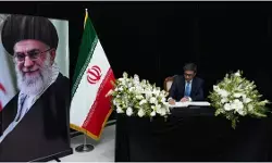 खामेनेई के निधन पर भारत ने जताई संवेदना, विदेश सचिव ने ईरानी दूतावास में शोक पुस्तिका पर किए हस्ताक्षर