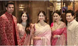 अर्जुन तेंदुलकर और सानिया चंडोक की मुंबई में भव्य शादी, क्रिकेट-बॉलीवुड के दिग्गजों ने दी शुभकामनाएं