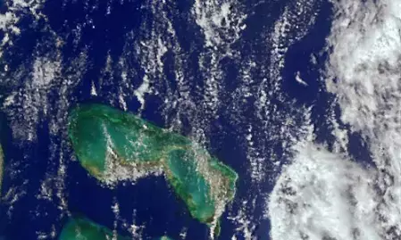 हरा से पीला तक, अलग-अलग क्यों होता है ओशन कलर, वैज्ञानिकों की ये राय