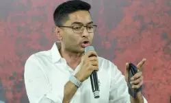 बंगाल चुनाव में भाजपा का बहिष्कार करें: एसआईआर के खिलाफ प्रदर्शन में अभिषेक बनर्जी की अपील