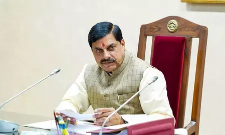 खाड़ी देशों में फंसे छात्रों-नागरिकों के लिए सीएम मोहन यादव का निर्देश: जिला प्रशासन परिवारों से संपर्क बनाए रखे