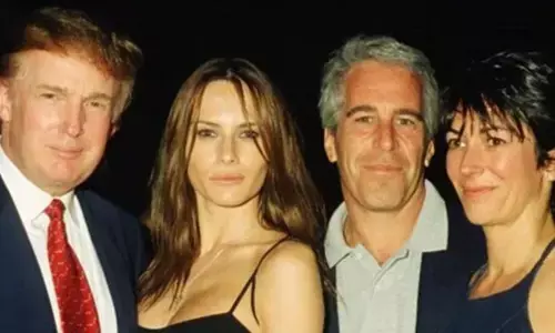 जेफरी एपस्टीन केस में नए एफबीआई दस्तावेज जारी, महिला ने ट्रंप पर लगाए गंभीर आरोप