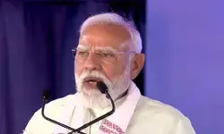 यह संविधान और लोकतंत्र का अपमान, राष्ट्रपति के प्रोटोकॉल उल्लंघन को लेकर TMC पर बरसे पीएम मोदी यह संविधान और लोकतंत्र का अपमान, राष्ट्रपति के प्रोटोकॉल उल्लंघन को लेकर TMC पर बरसे पीएम मोदी