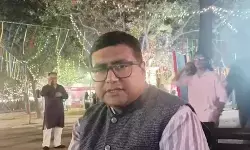 पश्चिम एशिया संघर्ष से बांग्लादेश में बिगड़े हालात, तेल संकट से महंगाई बढ़ने की आशंका पश्चिम एशिया संघर्ष से बांग्लादेश में बिगड़े हालात, तेल संकट से महंगाई बढ़ने की आशंका