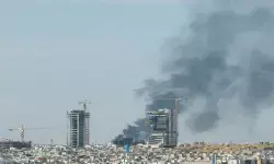 सऊदी अरब पर ईरानी मिसाइल हमले में भारतीय नागरिक की गई जान? इंडियन एम्बेसी ने बताई सच्चाई सऊदी अरब पर ईरानी मिसाइल हमले में भारतीय नागरिक की गई जान? इंडियन एम्बेसी ने बताई सच्चाई