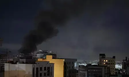 ईरान ने ऊर्जा ठिकानों पर दोबारा हमला होने पर जवाबी कार्रवाई की धमकी दी ईरान ने ऊर्जा ठिकानों पर दोबारा हमला होने पर जवाबी कार्रवाई की धमकी दी