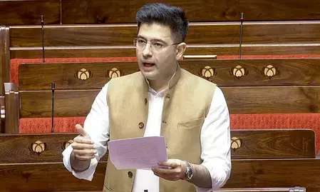 सरकार सभी हवाई अड्डों पर उड़ान यात्री कैफे का विस्तार करे: राघव चड्ढा सरकार सभी हवाई अड्डों पर उड़ान यात्री कैफे का विस्तार करे: राघव चड्ढा