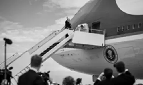 ट्रंप का दावा: ईरान की नौसेना और एयर डिफेंस तबाह