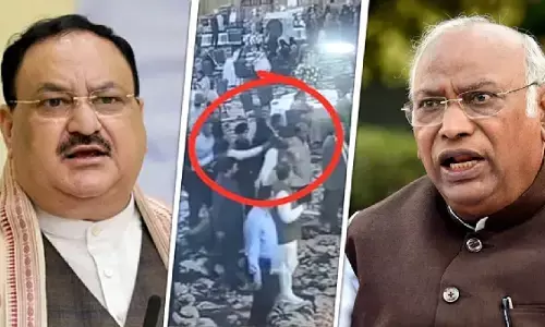 संसद में उठा फारूक अब्दुल्ला पर फायरिंग का मुद्दा: खरगे के तीखे सवाल, नड्डा बोले- विपक्ष के ऐसे बयान निंदनीय संसद में उठा फारूक अब्दुल्ला पर फायरिंग का मुद्दा: खरगे के तीखे सवाल, नड्डा बोले- विपक्ष के ऐसे बयान निंदनीय