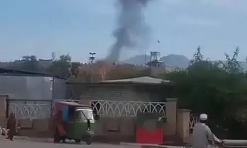 पाकिस्तान के कई शहरों में घुसे अफगान ड्रोन, तालिबान ने चंद घंटों में किया एयरस्ट्राइक का पलटवार