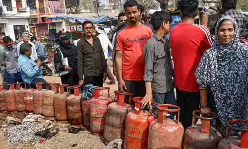 PNG कनेक्शन वालों पर सरकार की सख्ती: अब नहीं मिलेगा LPG सिलेंडर