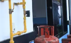 एलपीजी किल्लत के बीच अब इन लोगों को नहीं मिलेगा नया सिलिंडर, रिफिल पर भी रोक