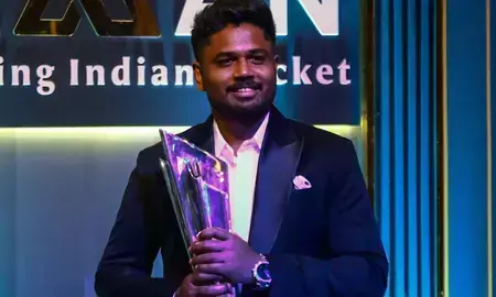 पहली गेंद मिली तो उड़ा देंगे, नमन अवॉर्ड्स में संजू सैमसन ने सुनाया वैभव सूर्यवंशी के आईपीएल डेब्यू से जुड़ा किस्सा पहली गेंद मिली तो उड़ा देंगे, नमन अवॉर्ड्स में संजू सैमसन ने सुनाया वैभव सूर्यवंशी के आईपीएल डेब्यू से जुड़ा किस्सा