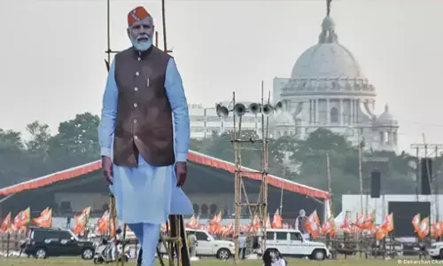 पश्चिम बंगाल में लाखों लोगों के मताधिकार पर सवाल पश्चिम बंगाल में लाखों लोगों के मताधिकार पर सवाल