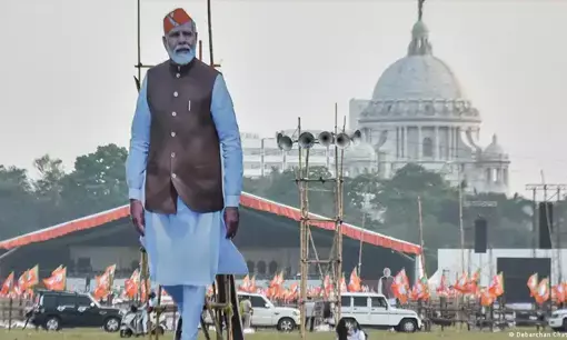 पश्चिम बंगाल में लाखों लोगों के मताधिकार पर सवाल