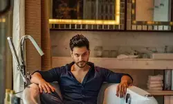 एक्टर से डायरेक्टर और अब प्रोड्यूसर बने कुणाल खेमू, ड्रोंगो फिल्म्स के जरिए नई कहानियों को देंगे मंच एक्टर से डायरेक्टर और अब प्रोड्यूसर बने कुणाल खेमू, ड्रोंगो फिल्म्स के जरिए नई कहानियों को देंगे मंच