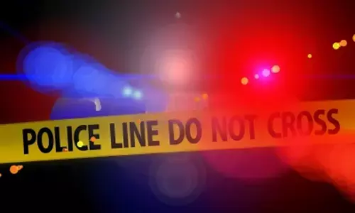 झारखंड: चाईबासा में युवक ने डंडे से पीट-पीटकर पिता को मार डाला, सौतेली मां को भी किया लहूलुहान झारखंड: चाईबासा में युवक ने डंडे से पीट-पीटकर पिता को मार डाला, सौतेली मां को भी किया लहूलुहान