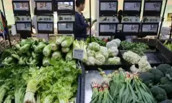 अमेरिका-ईरान युद्ध के चलते महंगाई की चपेट में आ सकता है चीन: रिपोर्ट अमेरिका-ईरान युद्ध के चलते महंगाई की चपेट में आ सकता है चीन: रिपोर्ट