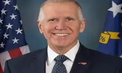 ईरान रणनीति पर रिपब्लिकन सीनेटर की नाराज़गी: ट्रंप प्रशासन पर सवाल ईरान रणनीति पर रिपब्लिकन सीनेटर की नाराज़गी: ट्रंप प्रशासन पर सवाल