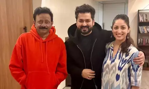 ‘धुरंधर 2’ के दीवाने हुए राम गोपाल वर्मा: आदित्य धर से मुलाकात कर की जमकर तारीफ, बताया सिनेमा के लिए ‘रीसेट बटन’ ‘धुरंधर 2’ के दीवाने हुए राम गोपाल वर्मा: आदित्य धर से मुलाकात कर की जमकर तारीफ, बताया सिनेमा के लिए ‘रीसेट बटन’