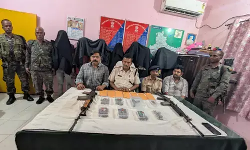 हजारीबाग पुलिस को मिली बड़ी सफलता: प्रतिबंधित टीपीसी संगठन के 8 उग्रवादी गिरफ्तार हजारीबाग पुलिस को मिली बड़ी सफलता: प्रतिबंधित टीपीसी संगठन के 8 उग्रवादी गिरफ्तार