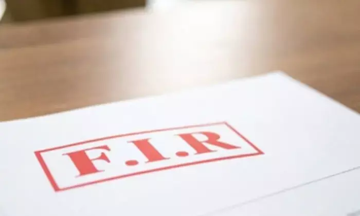 रियासी पुलिस की सख्त कार्रवाई: दो अलग-अलग मामलों में एफआईआर दर्ज रियासी पुलिस की सख्त कार्रवाई: दो अलग-अलग मामलों में एफआईआर दर्ज