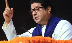 महाराष्ट्र की संत परंपरा के विपरीत है अशोक खरात जैसा प्रकरण: राज ठाकरे महाराष्ट्र की संत परंपरा के विपरीत है अशोक खरात जैसा प्रकरण: राज ठाकरे