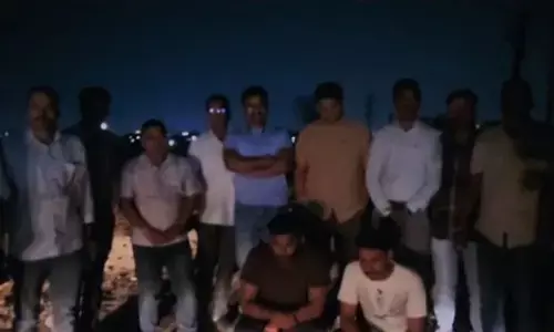 अमरावती में बड़ी कार्रवाई: मुंबई ड्रग माफिया गिरफ्तार, 12 लाख की एमडी जब्त अमरावती में बड़ी कार्रवाई: मुंबई ड्रग माफिया गिरफ्तार, 12 लाख की एमडी जब्त