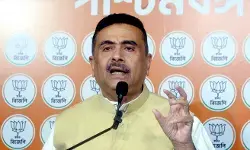 सुवेंदु अधिकारी का दावा- आरजी कर मेडिकल कॉलेज केस की पीड़िता के माता-पिता ने भाजपा की सदस्यता ली सुवेंदु अधिकारी का दावा- आरजी कर मेडिकल कॉलेज केस की पीड़िता के माता-पिता ने भाजपा की सदस्यता ली