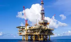 ट्रंप के फैसले से तेल की कीमतों में 13 प्रतिशत से ज्यादा की गिरावट, गिफ्ट निफ्टी में जोरदार उछाल ट्रंप के फैसले से तेल की कीमतों में 13 प्रतिशत से ज्यादा की गिरावट, गिफ्ट निफ्टी में जोरदार उछाल