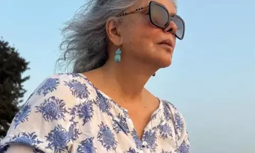 गोवा बीच पर ऑलिव रिडले कछुओं को देख जीनत की आंखों में आए आंसू