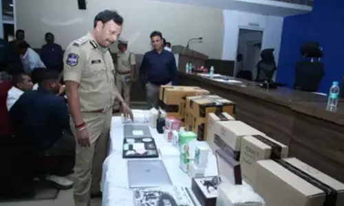 क्यूनेट घोटाला मामले में हैदराबाद पुलिस का एक्शन, 32 लोग गिरफ्तार