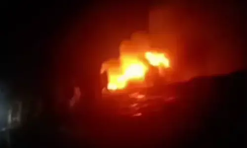 उत्तरकाशी में भीषण आग: 8 घर राख, 3 गायों की दर्दनाक मौत