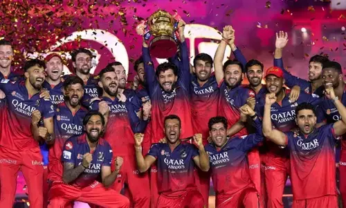 रॉयल चैलेंजर्स बेंगलुरु को 4 कंपनियों ने 16 हजार करोड़ में खरीदा, राजस्थान रॉयल्स से इतनी महंगी बिकी RCB