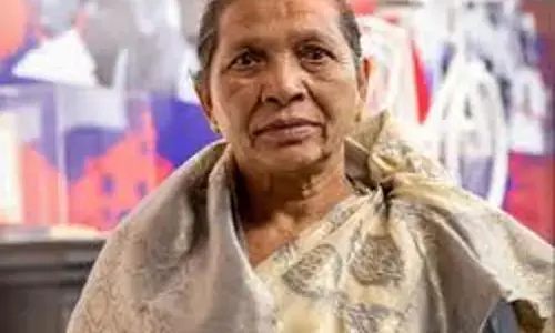 सपा ने फूलन देवी की बहन रुक्मणी निषाद को महिला सभा की अध्यक्ष बनाया