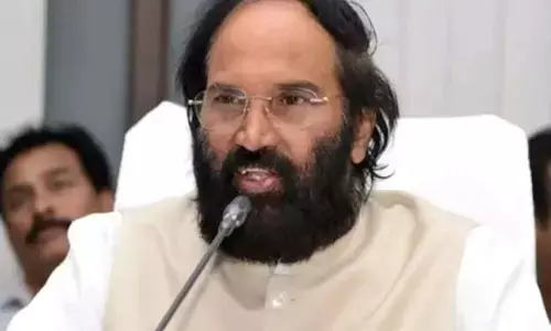 तेलंगाना में ईंधन की कोई कमी नहीं, मंत्री ने लोगों से अफवाहों से बचने की अपील की तेलंगाना में ईंधन की कोई कमी नहीं, मंत्री ने लोगों से अफवाहों से बचने की अपील की