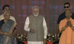 पीएम मोदी ने किया जेवर एयरपोर्ट का उद्घाटन, 5 इंटरनेशनल हवाईअड्डों वाला पहला राज्य बना यूपी पीएम मोदी ने किया जेवर एयरपोर्ट का उद्घाटन, 5 इंटरनेशनल हवाईअड्डों वाला पहला राज्य बना यूपी
