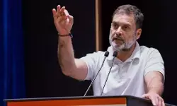 राहुल गांधी का दावा: केरल में यूडीएफ की 100 सीटों की सुनामी! राहुल गांधी का दावा: केरल में यूडीएफ की 100 सीटों की सुनामी!