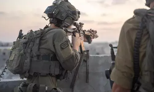 इजरायली सेना का दावा: कुछ ही दिनों में पूरी तरह तबाह हो जाएंगे ईरान के सभी महत्वपूर्ण सैन्य ठिकाने इजरायली सेना का दावा: कुछ ही दिनों में पूरी तरह तबाह हो जाएंगे ईरान के सभी महत्वपूर्ण सैन्य ठिकाने