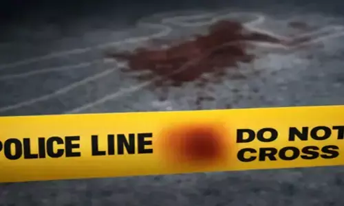 बेंगलुरु में असम की नाबालिग लड़की मिली मृत, पुलिस को दुष्कर्म और हत्या का शक बेंगलुरु में असम की नाबालिग लड़की मिली मृत, पुलिस को दुष्कर्म और हत्या का शक