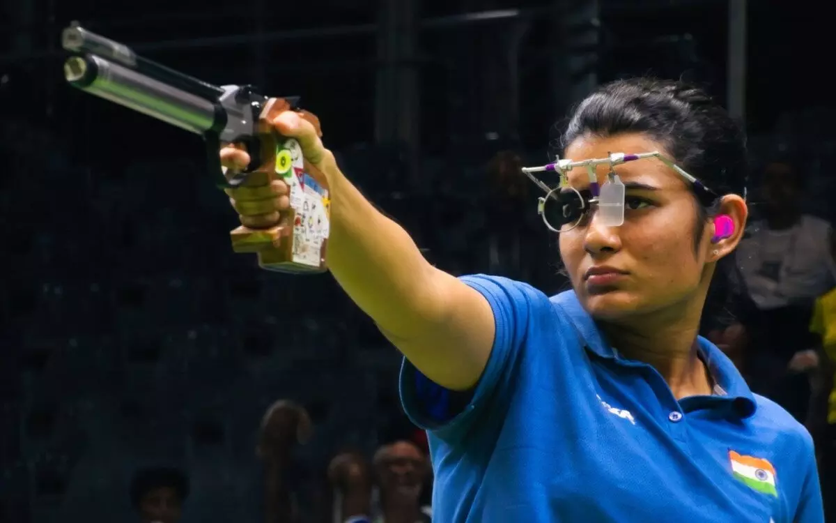 यशस्विनी देसवाल: भारतीय शूटर, जिन्होंने मनु भाकर को शिकस्त देकर जीता था गोल्ड यशस्विनी देसवाल: भारतीय शूटर, जिन्होंने मनु भाकर को शिकस्त देकर जीता था गोल्ड